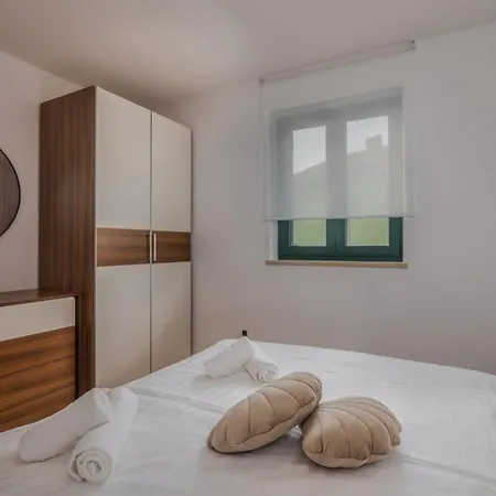 Apartamento By The Sea Turcic, Krk - 23084 *