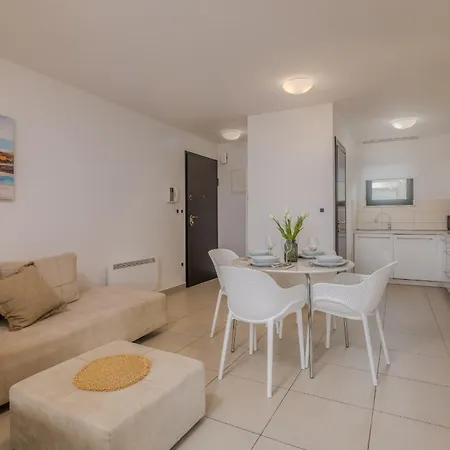 Apartamento By The Sea Turcic, Krk - 23084 *
